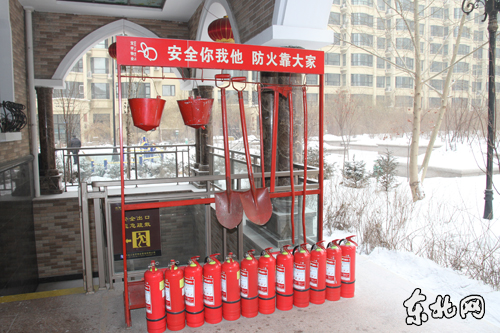 社區消防應急工具一應俱全。東北網記者 岳云雪 攝